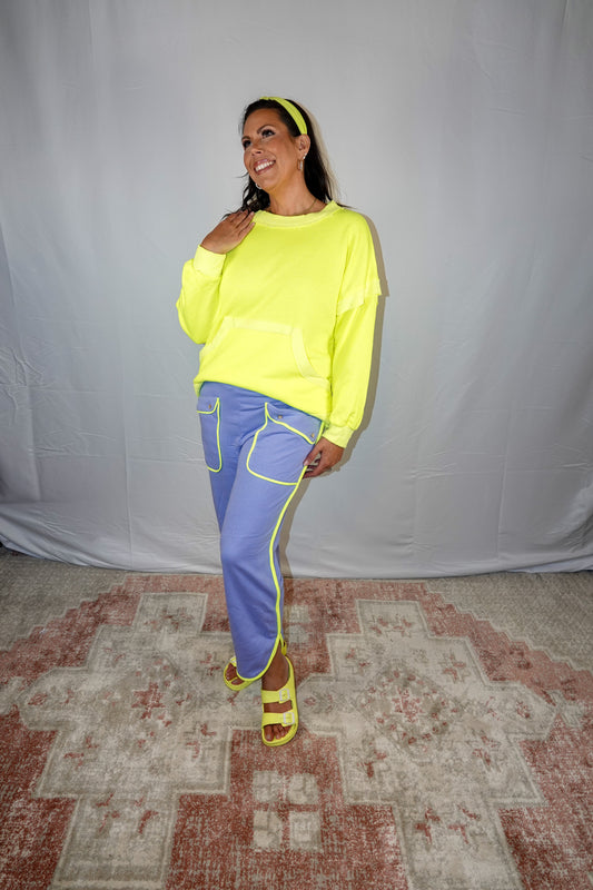 Cropped, neon yellow trim, sweat pants