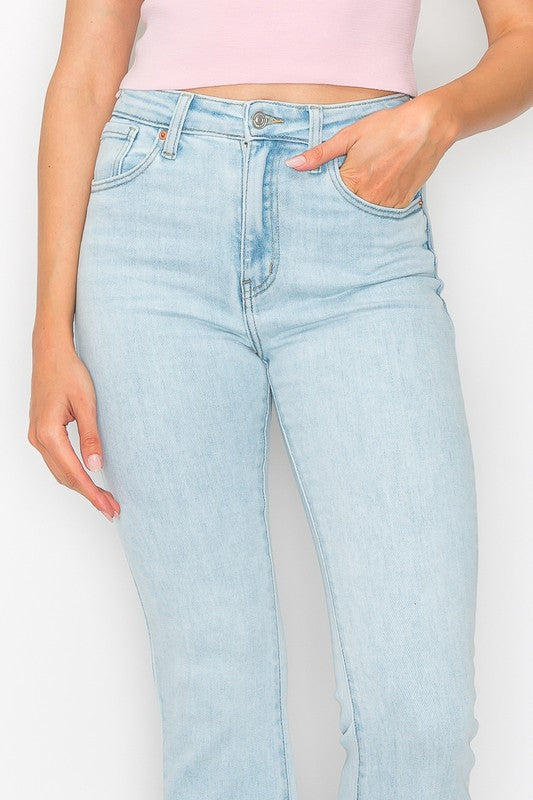 PLUS SIZE - HIGH RISE BOOT CUT JEANS