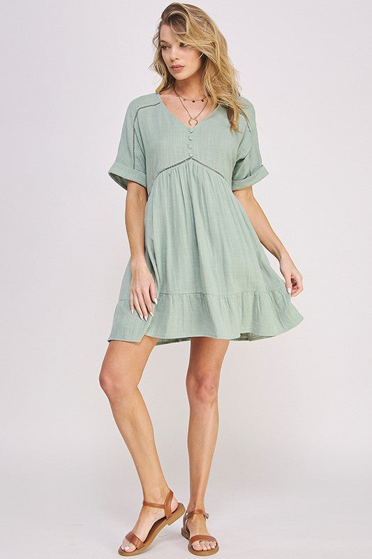 PLUS SIZE SHORT SLV BUTTON DOWN V-NECK SHORT DRESS