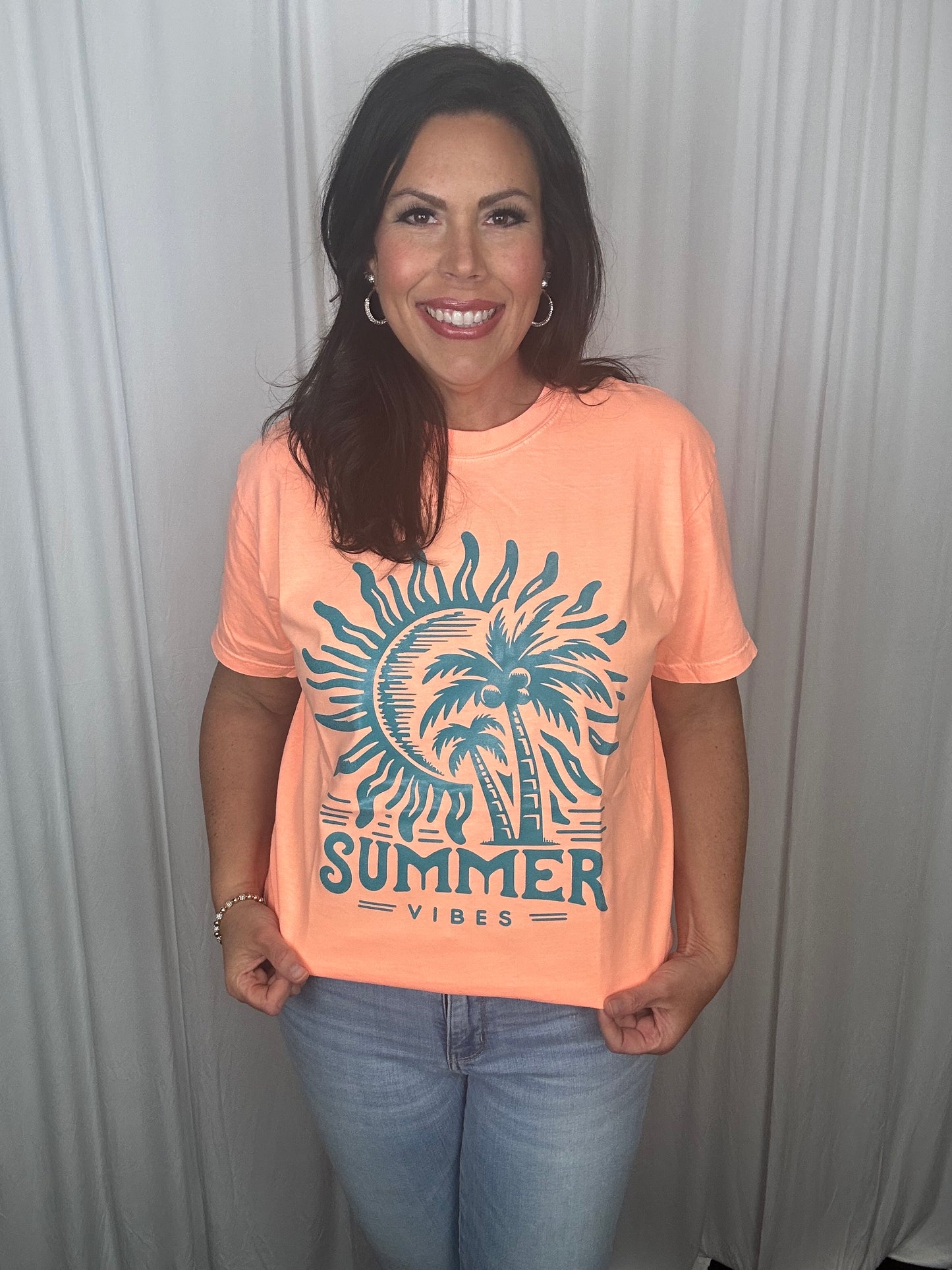 Retro Summer Vibes Graphic Tee