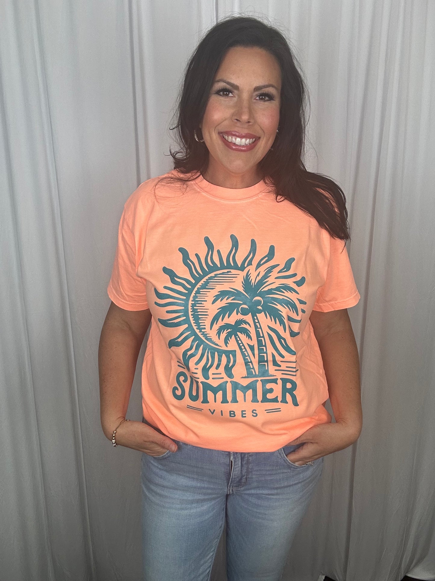 Retro Summer Vibes Graphic Tee