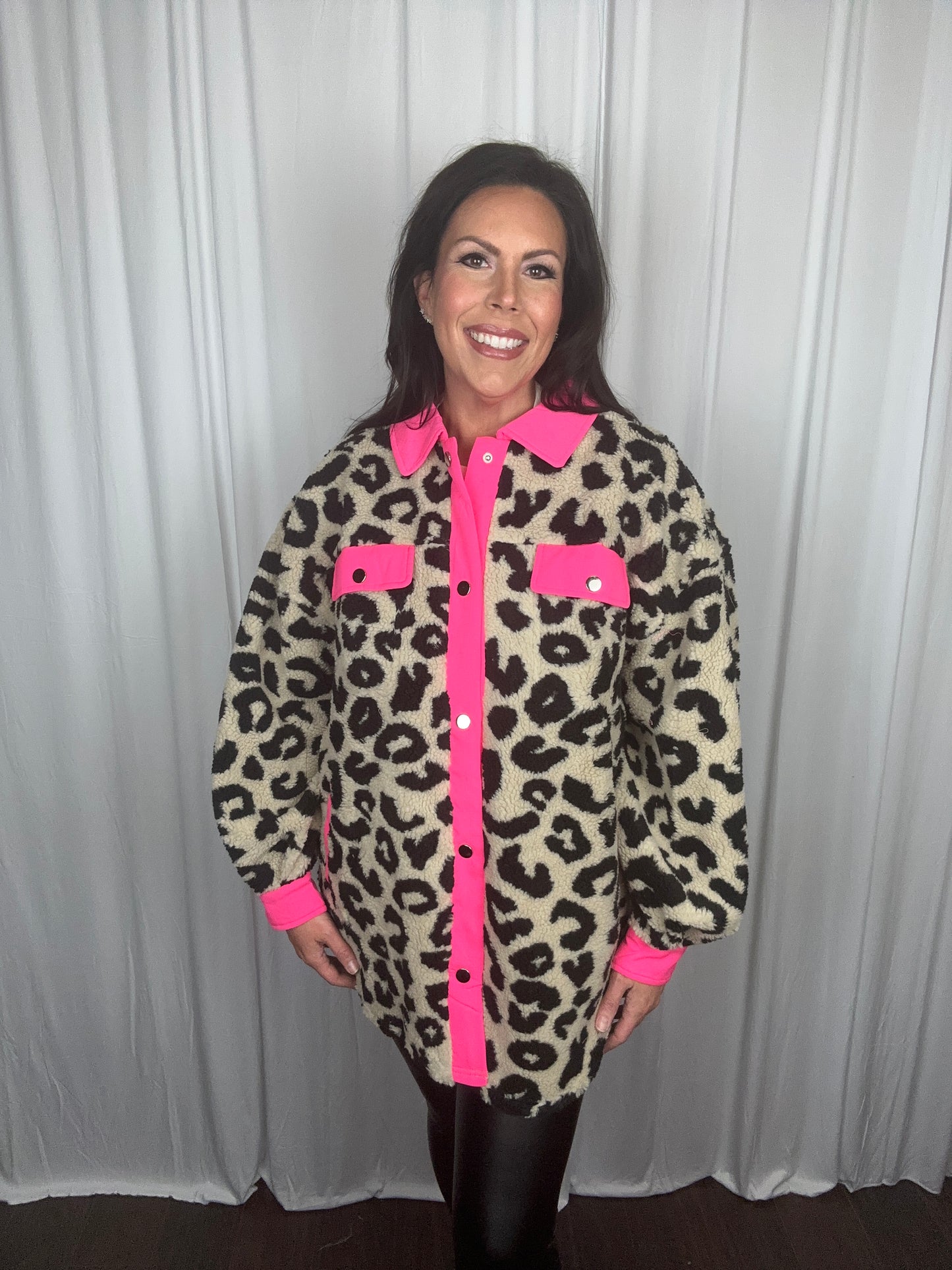 FAUX FUR LEOPARD BUTTONED DOWN SHACKET