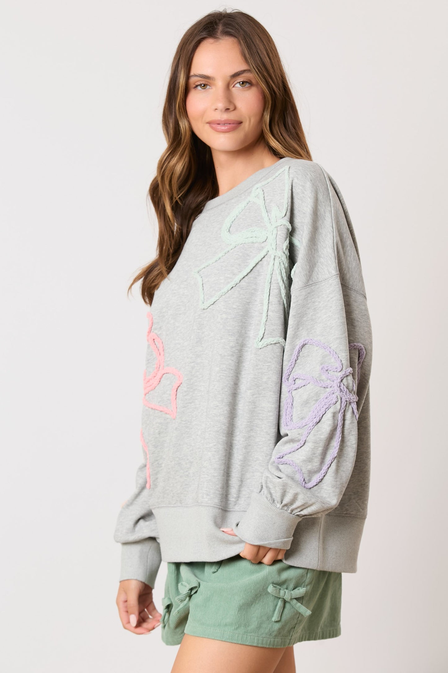 Thread Embroidery Bow Oversized Sweatshirt