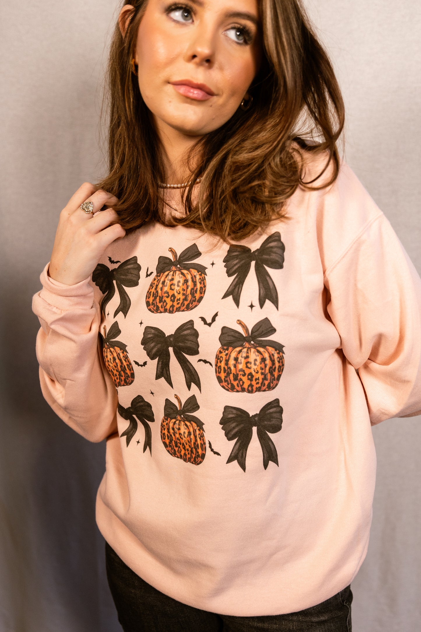 Pumpkin Bows Graphic Sweatshirt